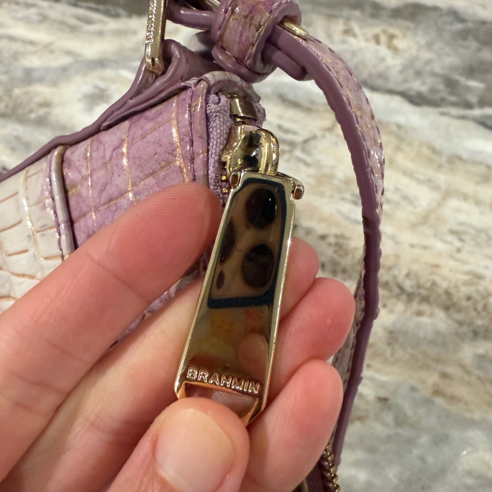 Gorgeous EUC Brahmin Pink, lavender and cream/gold Crossbody classic - Picture 5 of 8
